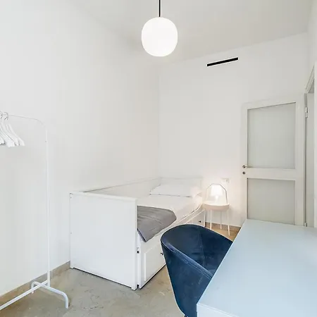 Station 3 Bedrooms & 2 Bathrooms - B * ميلان